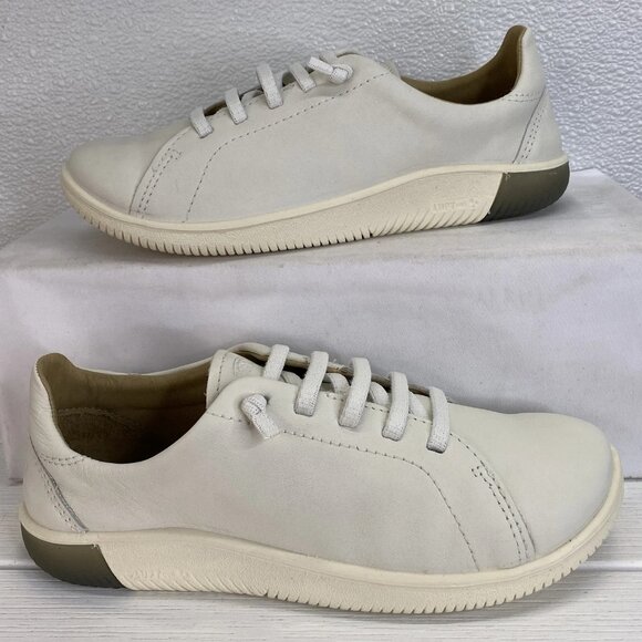KEEN KNX Leather Low-Top Sneakers